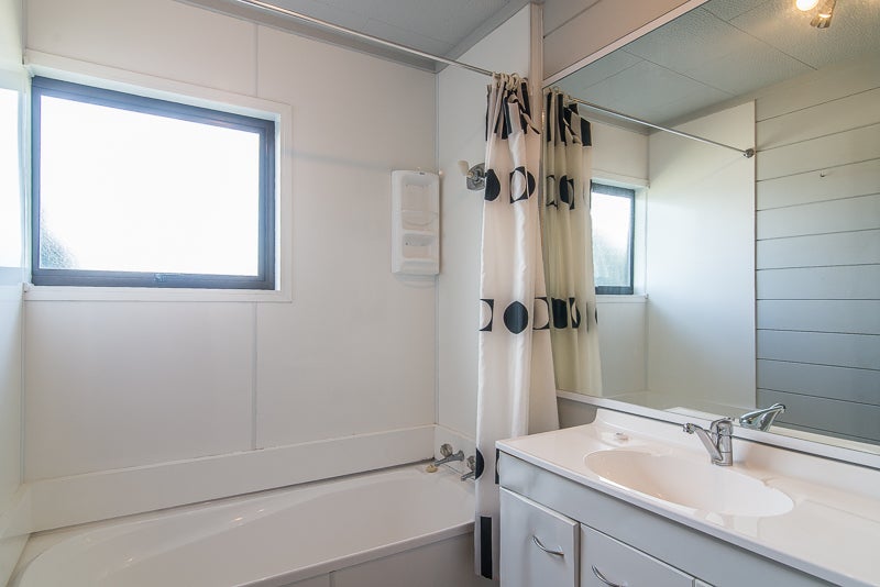 19 Chapel Street, Takapuwahia, Porirua - Carousel 17