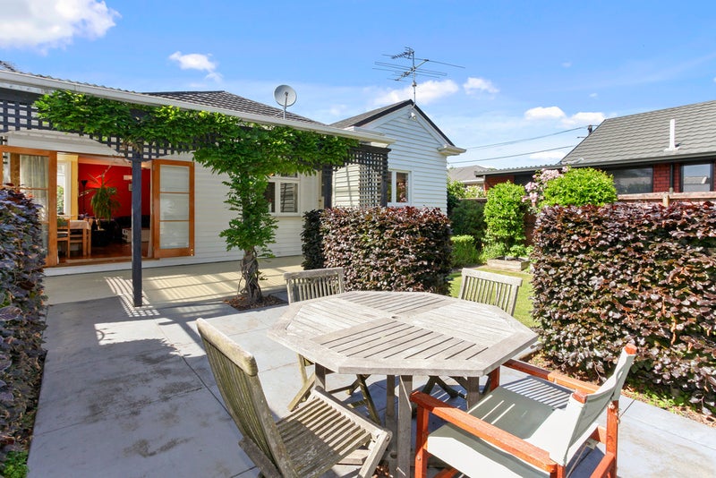 221 Ashgrove Terrace, Somerfield, Christchurch - Carousel 12