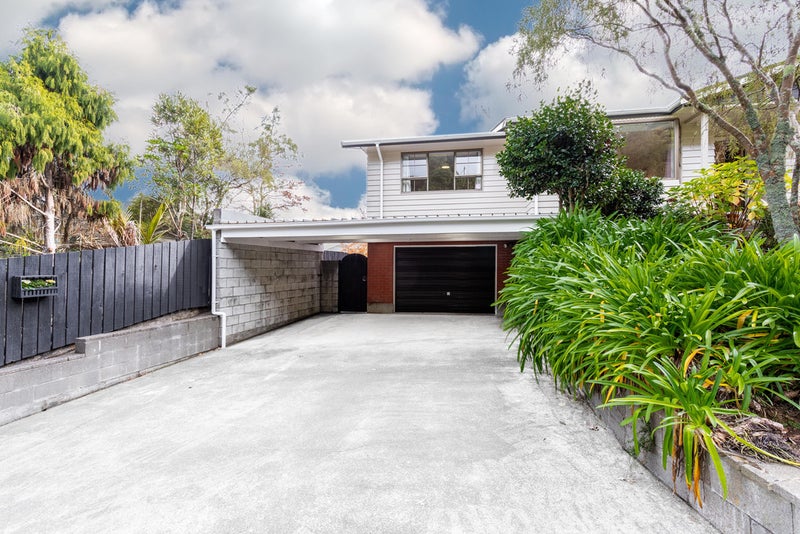 5 Arundel Grove, Silverstream, Upper Hutt - Carousel 20