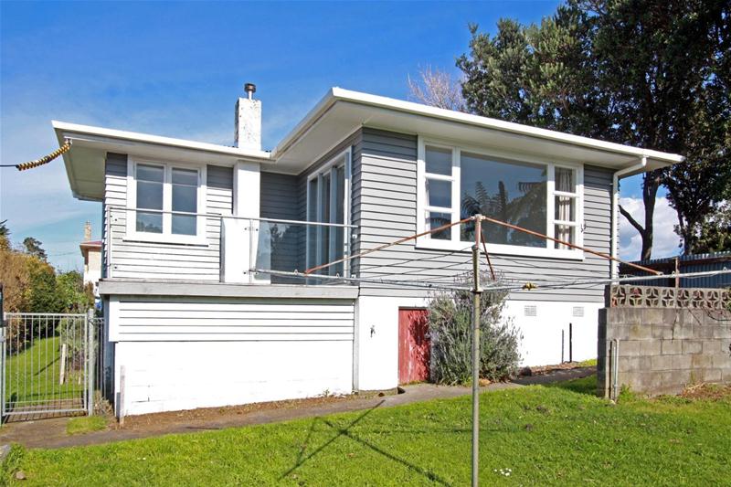 507 Devon Street West, Blagdon, New Plymouth - Carousel 1