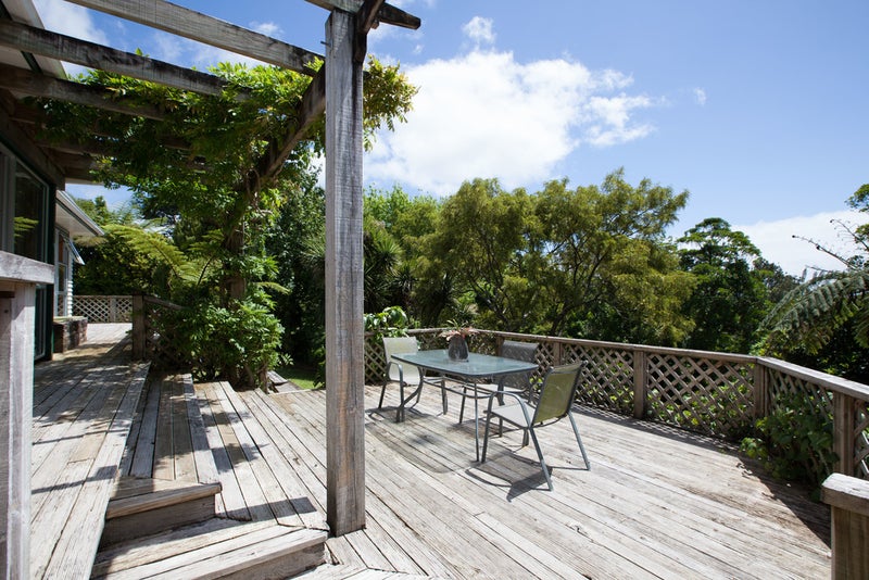 3C Wheeler Place, Upper Vogeltown, New Plymouth - Carousel 2