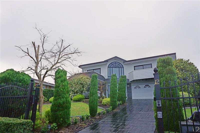 12 Calluna Crescent, Totara Heights, Auckland - Carousel 1