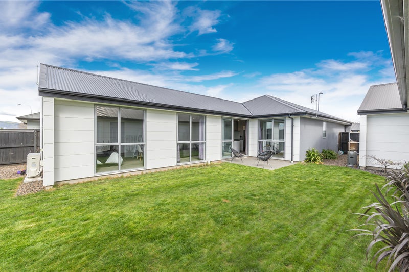 15 George West Square, Halswell, Christchurch - Carousel 2