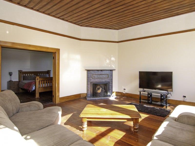 52 Knowles Street, Terrace End, Palmerston North - Carousel 1