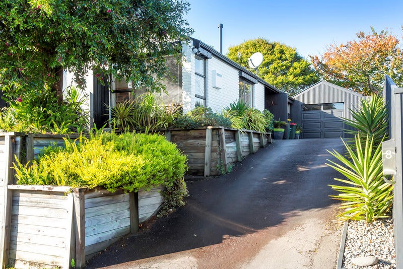 8 Honnor Place, Hurdon, New Plymouth - Carousel 1