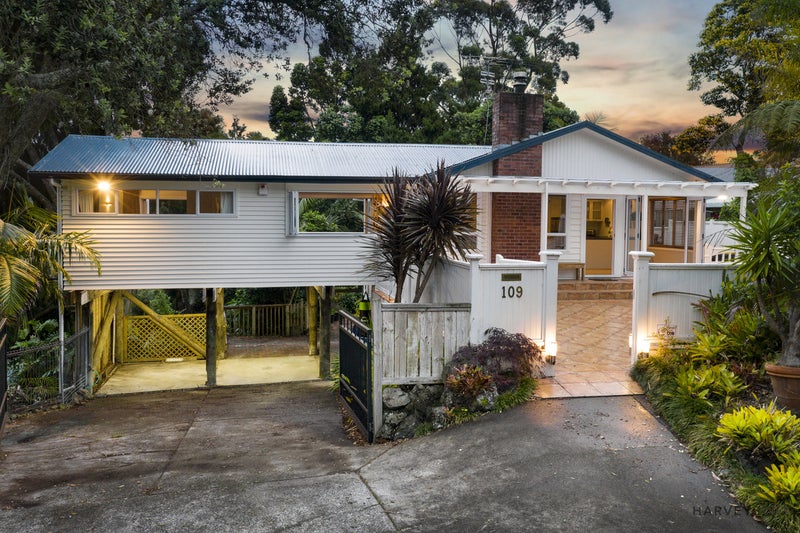 109 Parker Road, Oratia, Auckland - Carousel 1