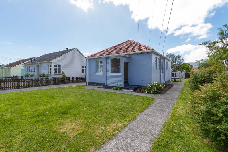 10 Collett Street, Naenae, Lower Hutt - Carousel 1