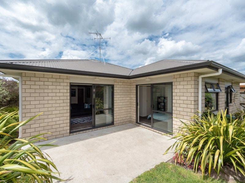 43 Te Manatu Drive, Huntington, Hamilton - Carousel 11