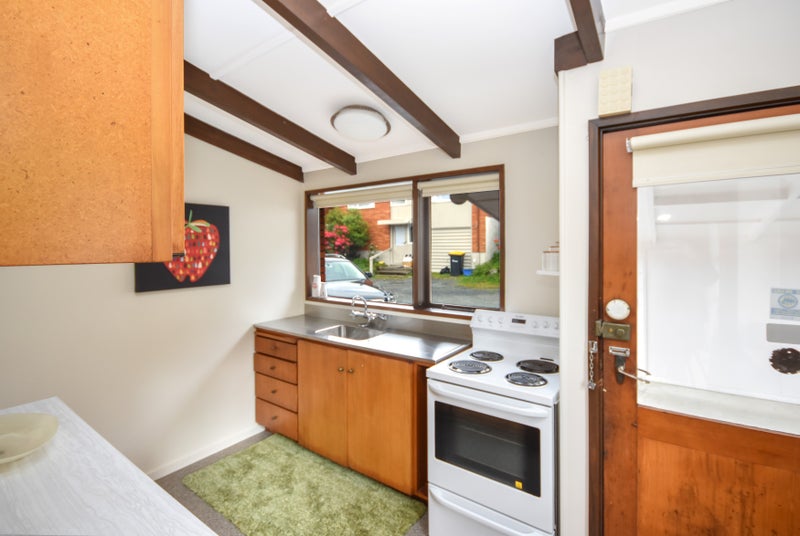 28B Cornhill Street, North East Valley, Dunedin - Carousel 2