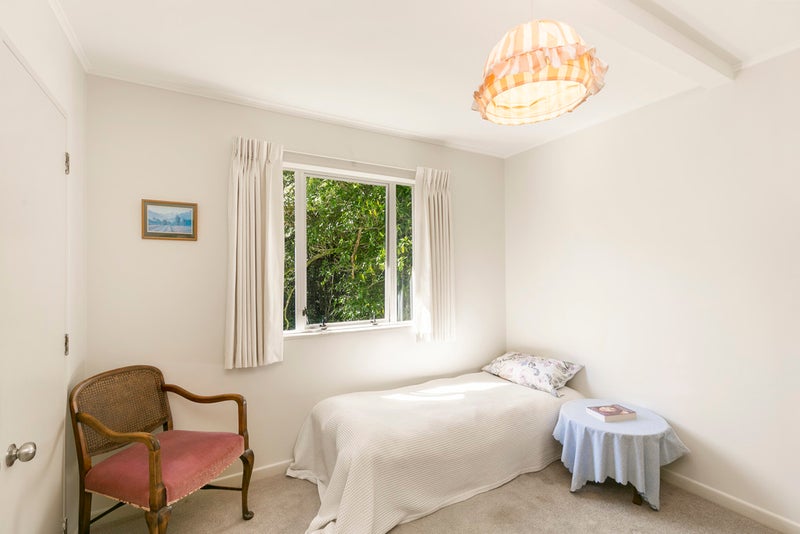 29 Warwick Street, Wilton, Wellington - Carousel 20