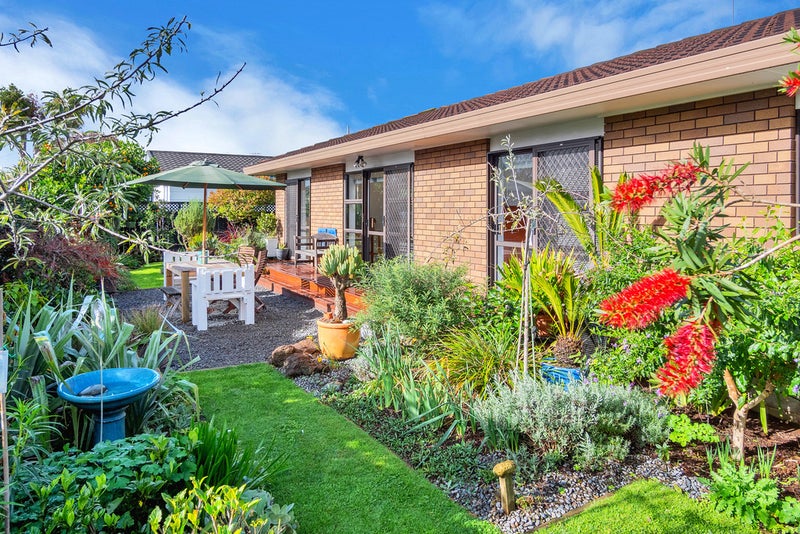 51B Beach Haven Road, Beach Haven, Auckland - Carousel 2