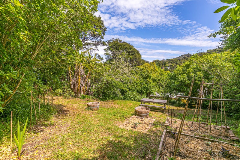 39 Fairview Crescent, Omiha, Waiheke Island - Carousel 19