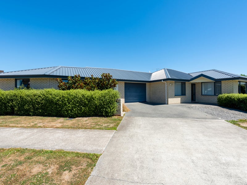 14 De Castro Drive, Blenheim - Carousel 25