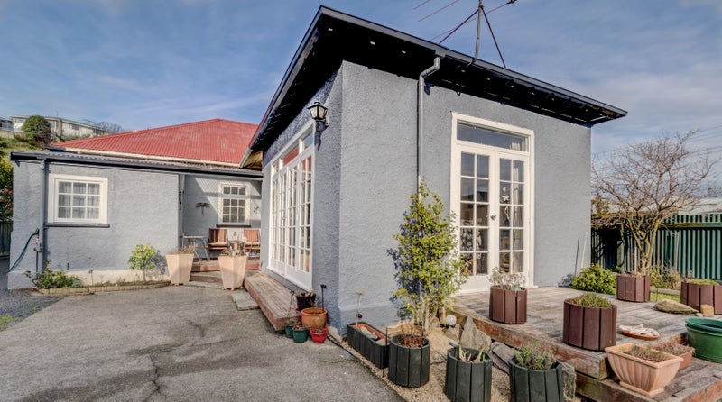 37 Somerville Street, Andersons Bay, Dunedin - Carousel 2