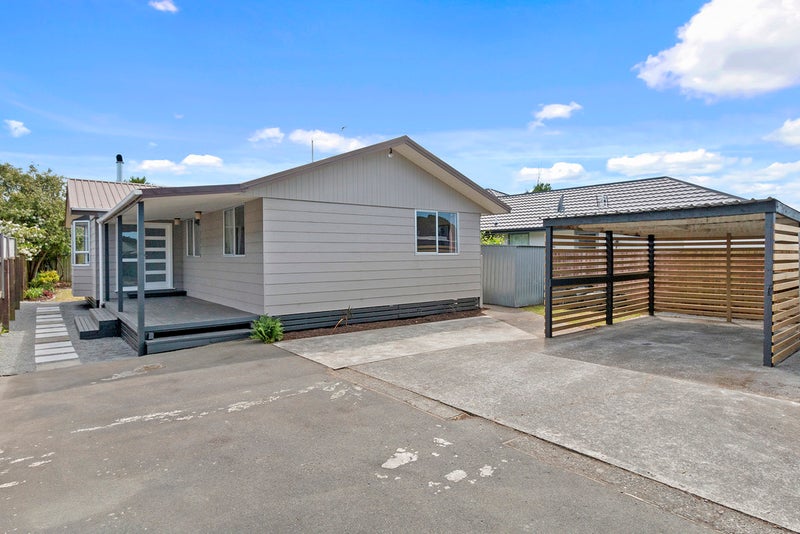 5 Sylvia Street, Parklands, Christchurch - Carousel 11