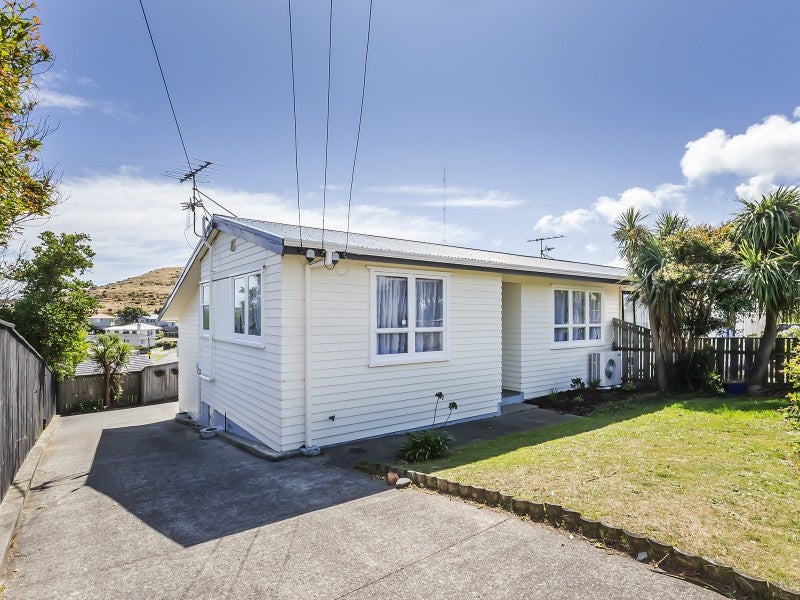 55A Herewini Street, Titahi Bay, Porirua - Carousel 1
