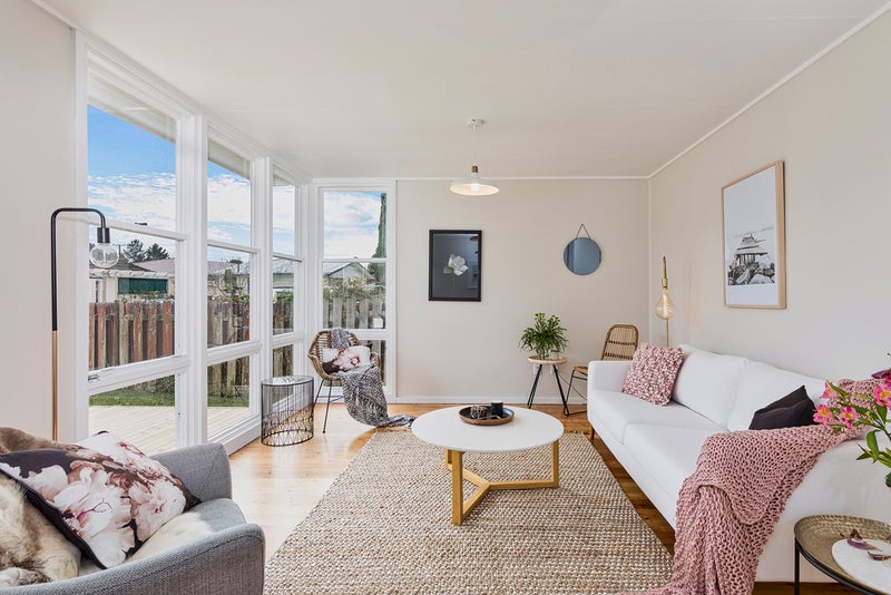 37A Cobham Crescent, Kelston, Auckland - Carousel 2