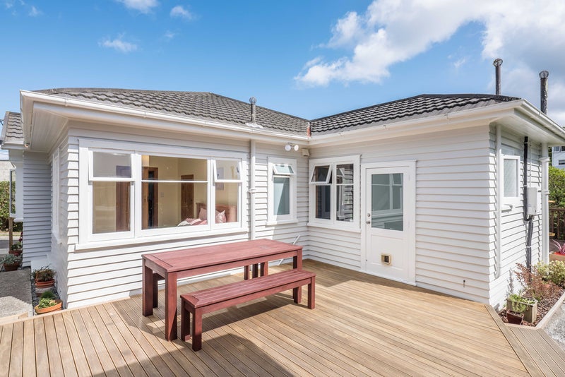 82 Chelmsford Street, Ngaio, Wellington - Carousel 1