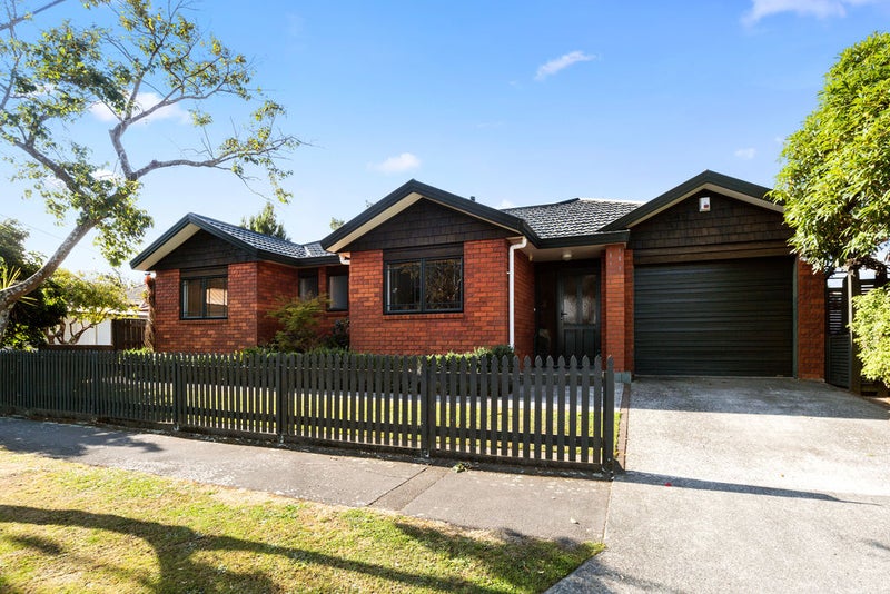 21 Roberts Street, Epuni, Lower Hutt - Carousel 1