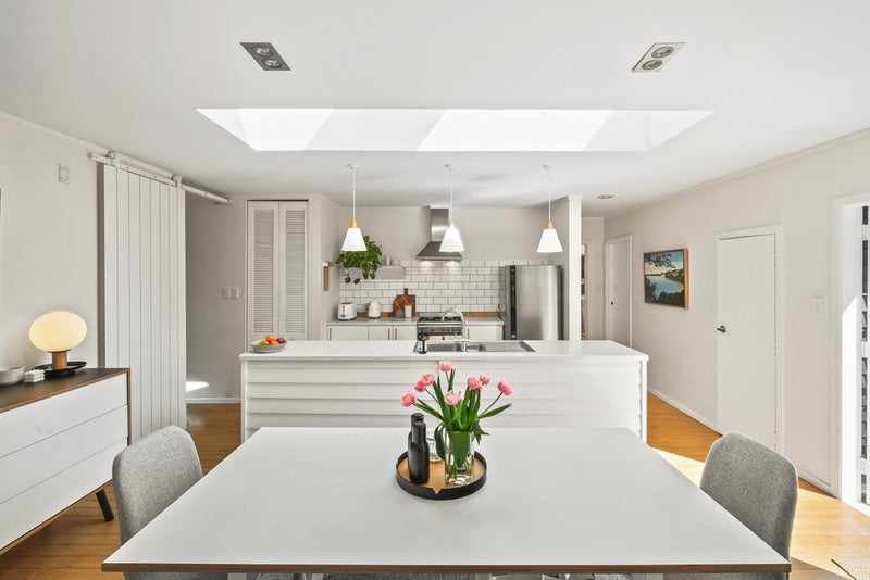 21 Robbies Road, Shelly Park, Auckland - Carousel 26