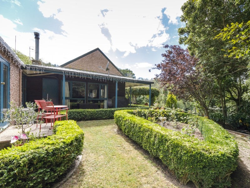 1230 Colyton Road, Ashhurst, Palmerston North - Carousel 1