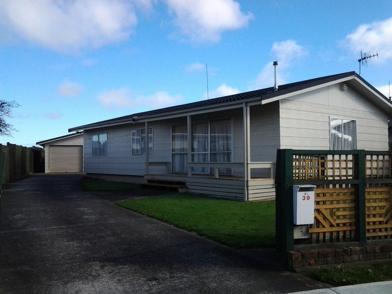 39 Jupiter Street, Milson, Palmerston North - Carousel 1