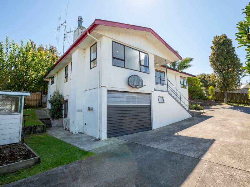 26 Warwick Place, Brookfield, Tauranga - Carousel 2