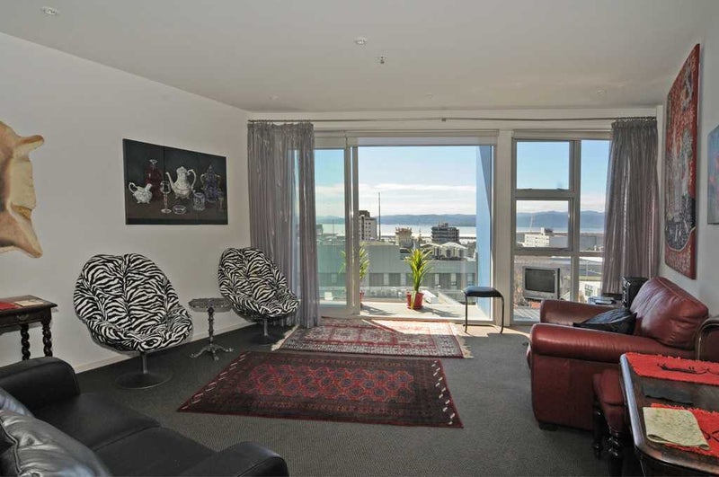 13/184 Molesworth Street, Thorndon, Wellington - Carousel 1