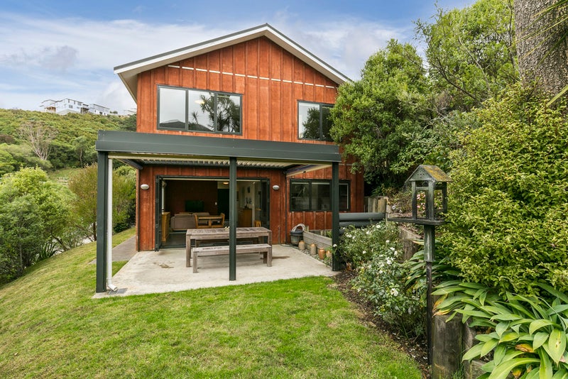 81 Silverstream Road, Crofton Downs, Wellington - Carousel 1