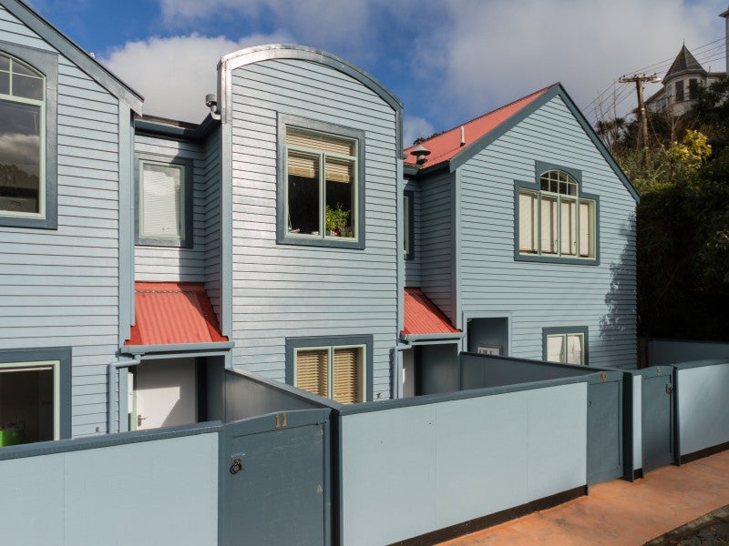 10/93A Kelburn Parade, Kelburn, Wellington - Carousel 2