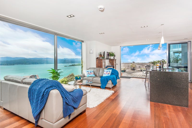 6 Bendigo Grove, Newlands, Wellington - Carousel 1