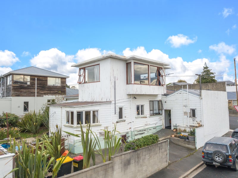 125 Glenpark Avenue, Maryhill, Dunedin - Carousel 1