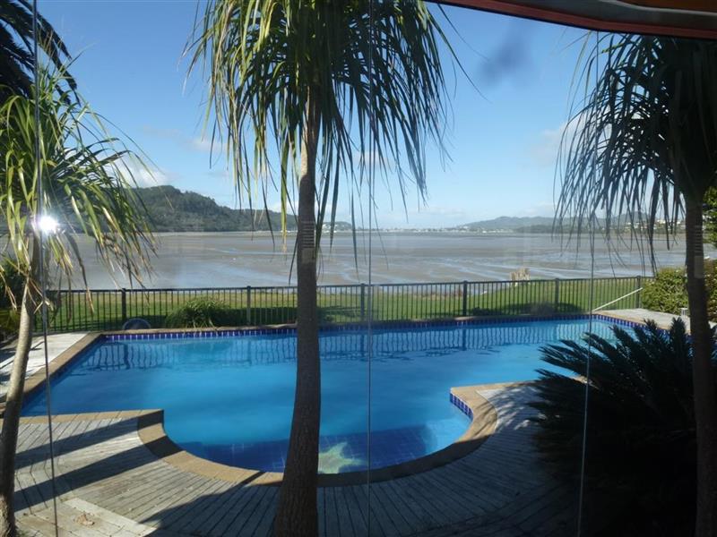 28 Aileen Place, Whangamatā - Carousel 1