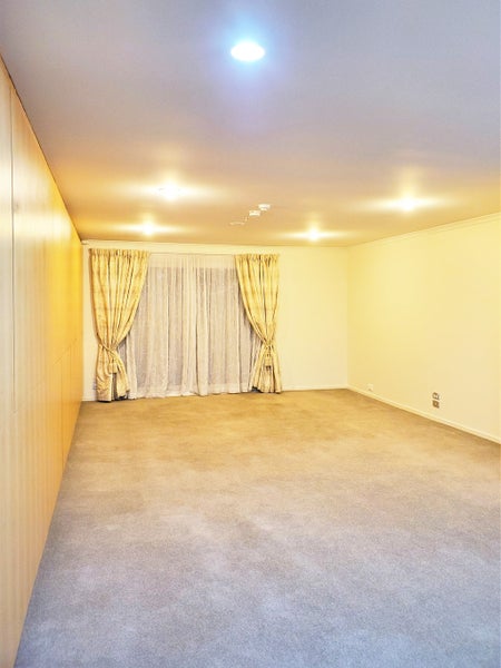 212/26 Remuera Road, Newmarket, Auckland - Carousel 2
