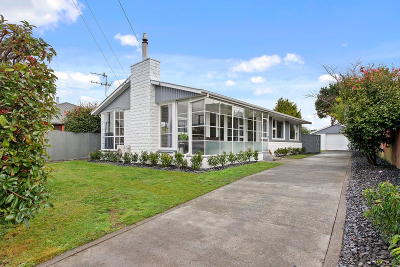 3 Fenhall Street, Russley, Christchurch - Carousel 1