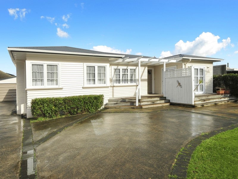 8 Lincoln Avenue, Epuni, Lower Hutt - Carousel 18