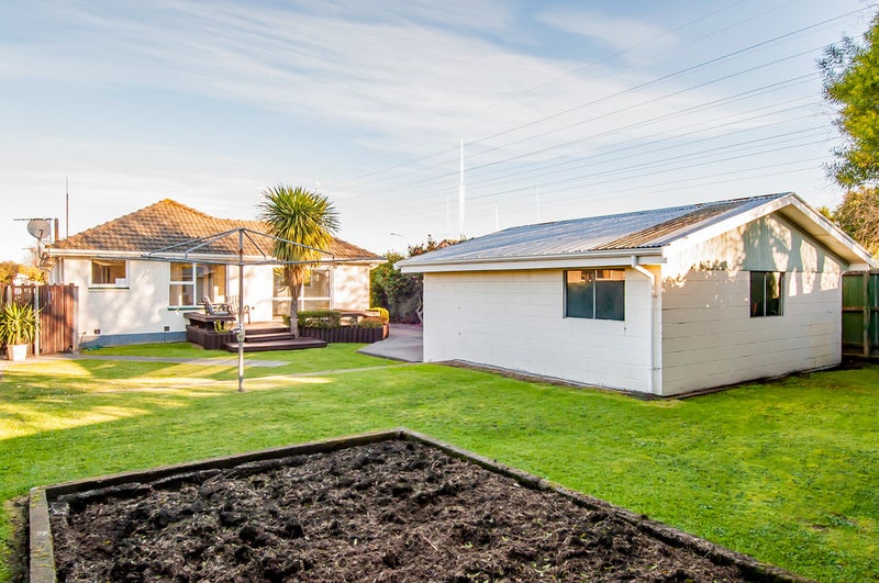 16 Steele Street, Hornby, Christchurch - Carousel 11