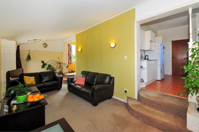 88 Randwick Road, Moera, Lower Hutt - Carousel 2