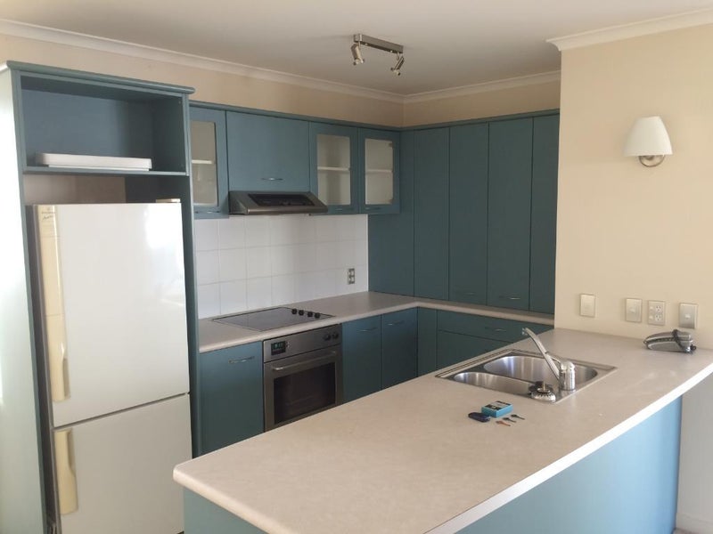 22/125 Thorndon Quay, Pipitea, Wellington - Carousel 1