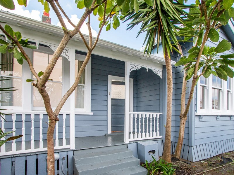 7 Selbourne Street, Grey Lynn, Auckland - Carousel 2