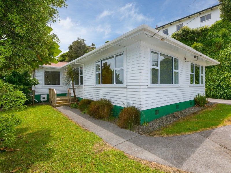 388 Saint Aubyn Street, Moturoa, New Plymouth - Carousel 1