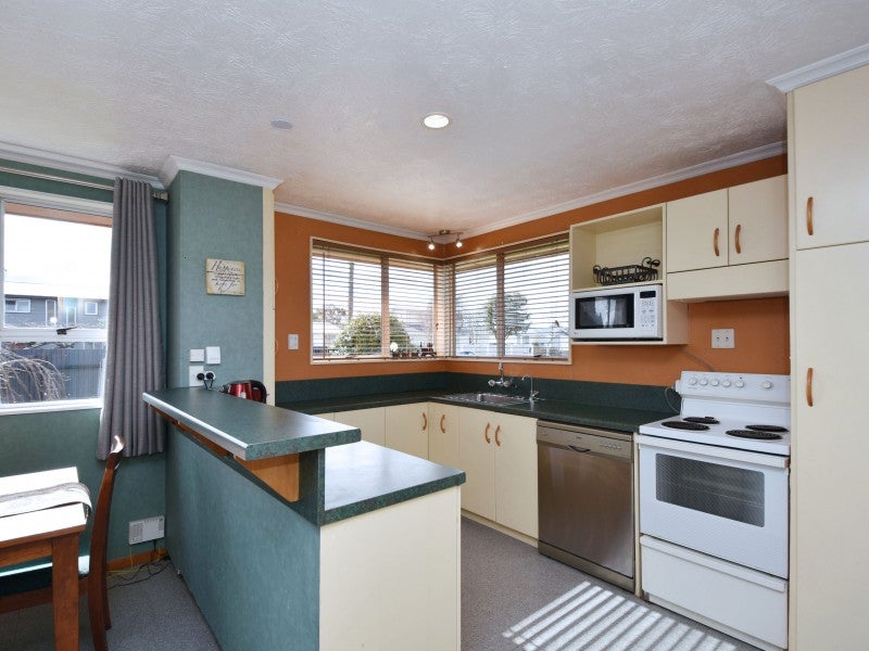 65 Douglas Street, Grasmere, Invercargill - Carousel 2