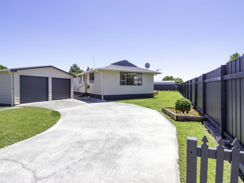 51 Acacia Street, Kelvin Grove, Palmerston North - Carousel 1
