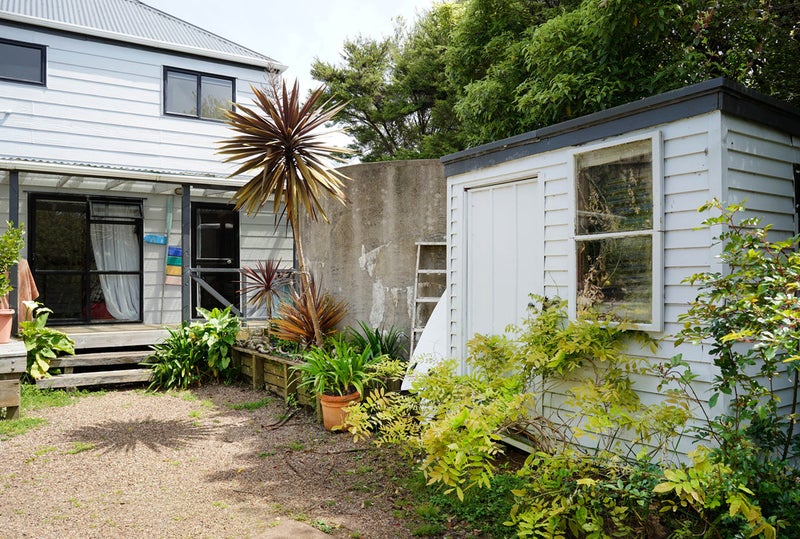 50 Okoka Road, Omiha, Waiheke Island - Carousel 2