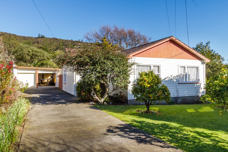 188 Rata Street, Naenae, Lower Hutt - Carousel 1