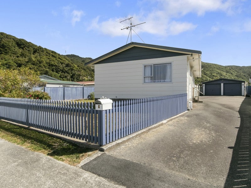 3 Rakaia Grove, Wainuiomata, Lower Hutt - Carousel 1