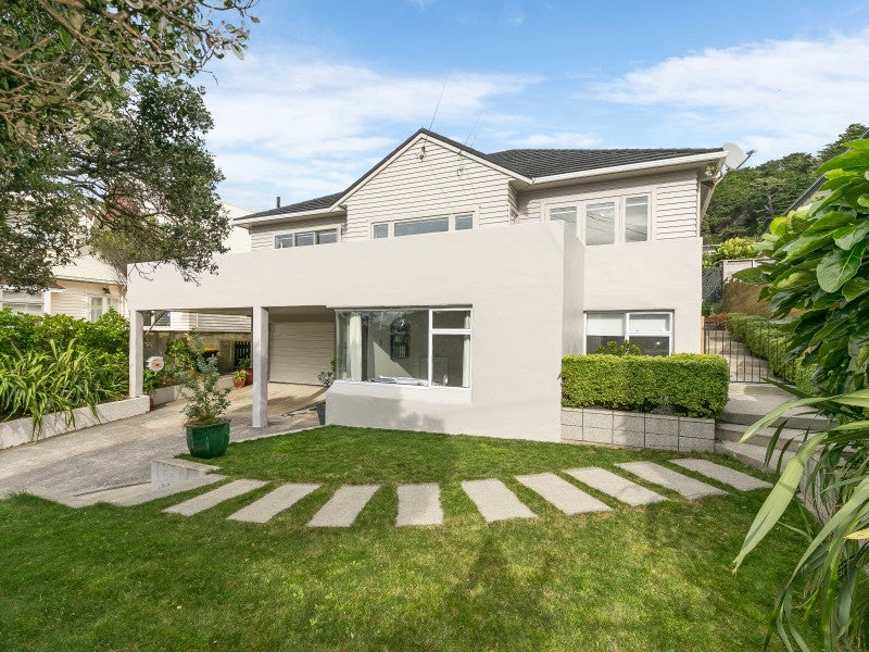 18 Burnham Street, Seatoun, Wellington - Carousel 1