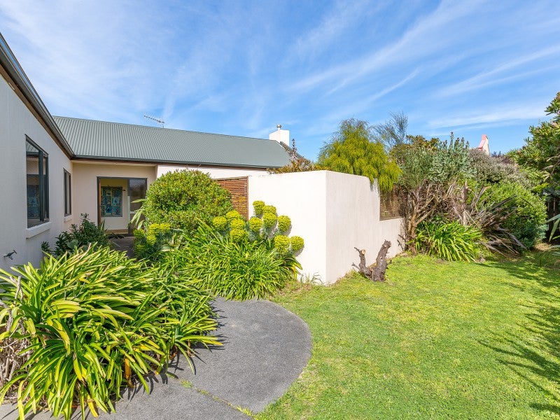 58 Lorna Irene Drive, Raumati South, Paraparaumu - Carousel 1