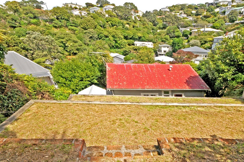 66 Norway Street, Aro Valley, Wellington - Carousel 22