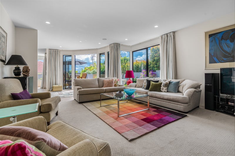 2/11 Sudeley Street, Orakei, Auckland - Carousel 1